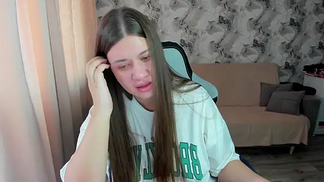 Lis Kollen online show from 10/25/25, 10:47