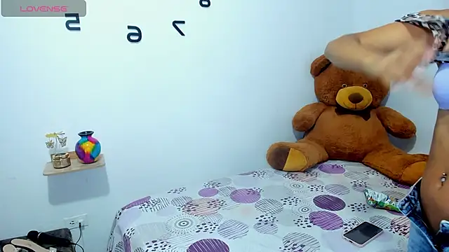 divahotxx 69 online show from 01/05/25, 01:03