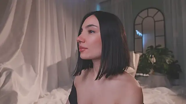 AmyArmstrong online show from 02/05/26, 10:38