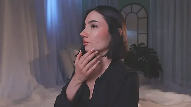 AmyArmstrong online show from 04/01/26, 10:28