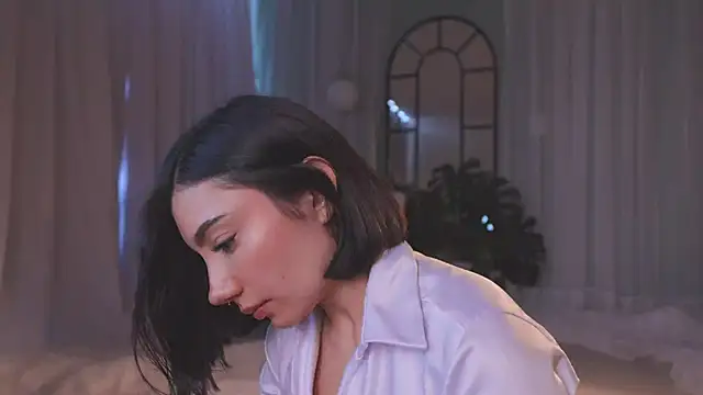 AmyArmstrong online show from 04/02/26, 10:05