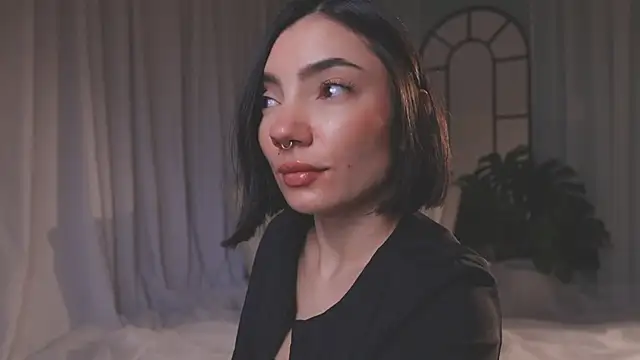 AmyArmstrong online show from 03/06/26, 11:44