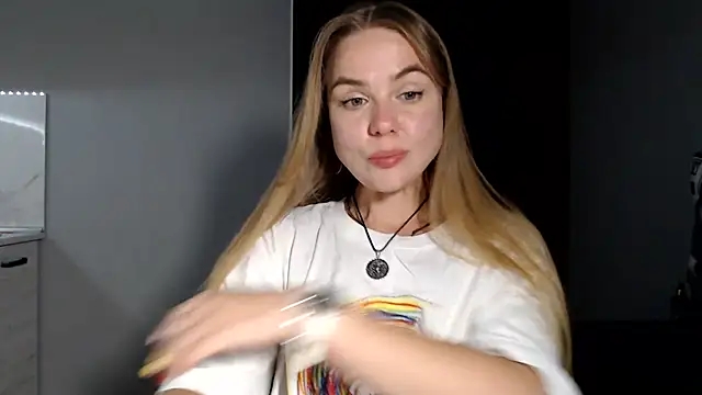 Snapshot of Sunbeam_ chatting on 07/22/26, 08:55 Sunbeam online show from 07/22/26, 08:55