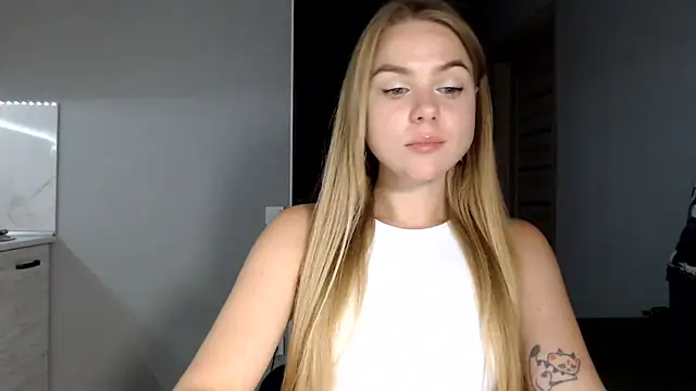Snapshot of Sunbeam_ chatting on 07/18/26, 09:34 Sunbeam online show from 07/18/26, 09:34
