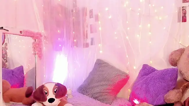 natalie jaensen online show from 03/21/26, 06:23