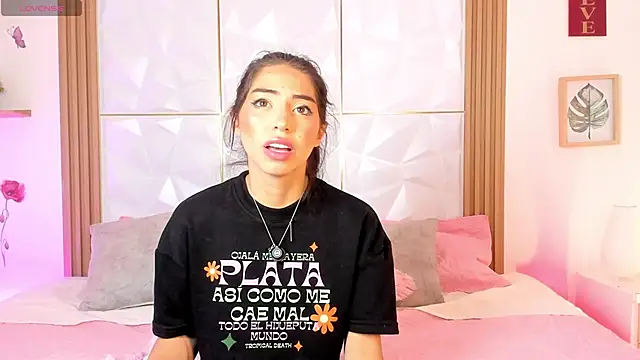 natalie jaensen online show from 04/16/26, 09:39