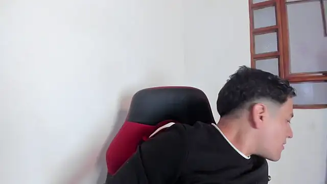 oliver price1 online show from 03/25/26, 07:57