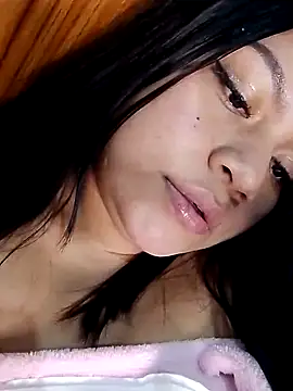 Snapshot of Candy_chloee chatting on 10/07/25, 01:39 Candy chloee online show from 10/07/25, 01:39