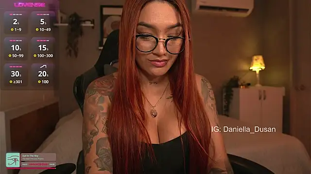 Snapshot of DaniDusan_ chatting on 02/02/25, 07:14 DaniDusan online show from 02/02/25, 07:14