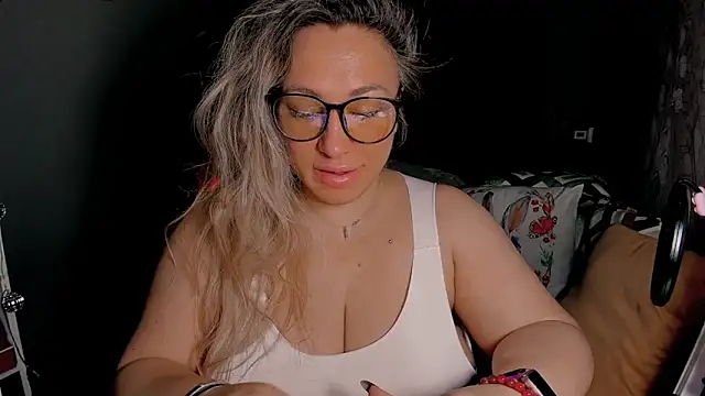 CumOnMy Tits online show from 03/29/26, 01:40