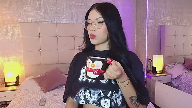 Baby Venuss online show from 02/24/25, 03:44