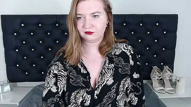 Snapshot of LaraDream chatting on 02/28/25, 04:54 LaraDream online show from 02/28/25, 04:54