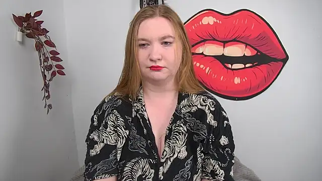 LaraDream online show from 04/10/26, 03:19