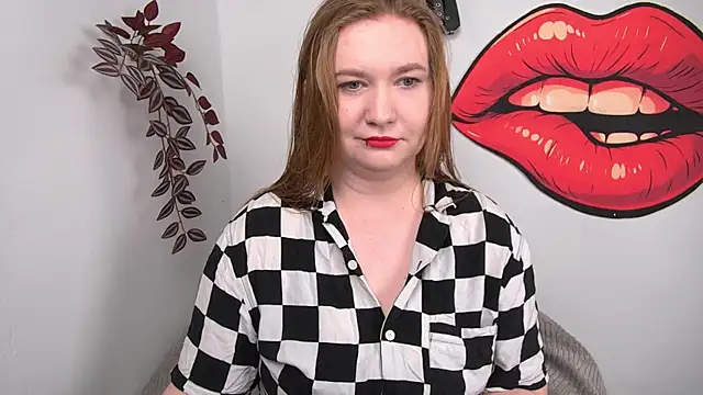 LaraDream online show from 02/24/26, 04:19