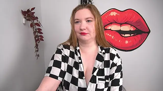 LaraDream online show from 03/24/26, 03:23