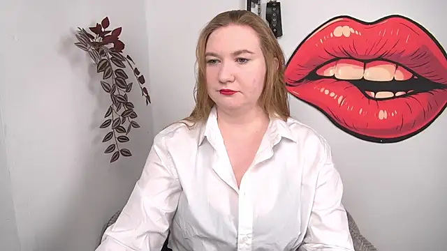 LaraDream online show from 01/16/26, 02:10