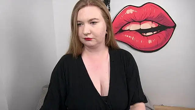 LaraDream online show from 12/01/25, 04:30