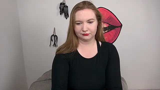 LaraDream online show from 11/26/25, 03:01