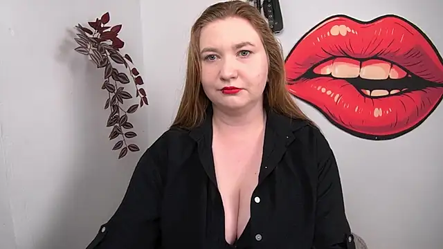 LaraDream online show from 02/15/26, 01:10