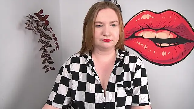 LaraDream online show from 03/18/26, 02:41