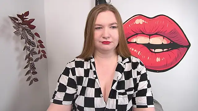 LaraDream online show from 04/26/26, 02:25