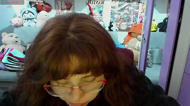 Snapshot of soficammy chatting on 02/17/25, 09:54 soficammy online show from 02/17/25, 09:54