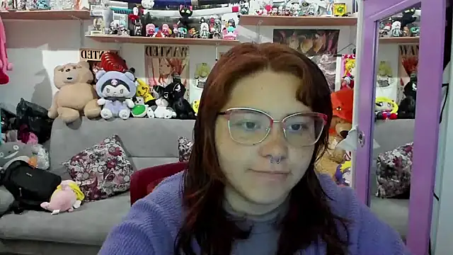 Snapshot of soficammy chatting on 01/21/25, 10:51 soficammy online show from 01/21/25, 10:51