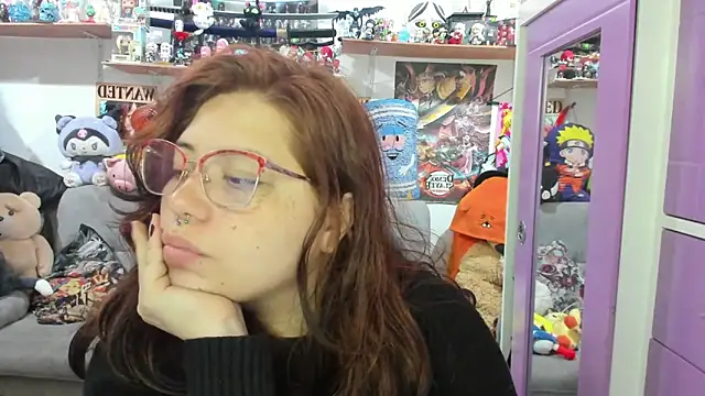 Snapshot of soficammy chatting on 10/13/25, 07:59 soficammy online show from 10/13/25, 07:59