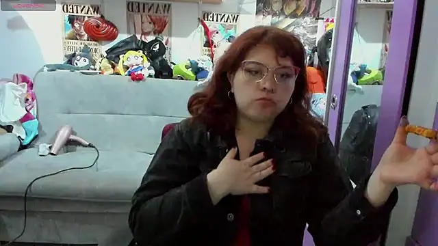 Snapshot of soficammy chatting on 03/07/25, 11:05 soficammy online show from 03/07/25, 11:05