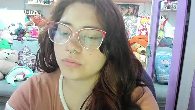 Snapshot of soficammy chatting on 09/17/25, 09:17 soficammy online show from 09/17/25, 09:17