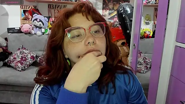 Snapshot of soficammy chatting on 01/24/25, 05:21 soficammy online show from 01/24/25, 05:21