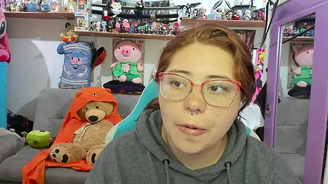 soficammy online show from 12/01/25, 08:10