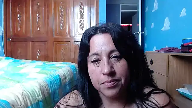 Snapshot of valeriapinter chatting on 12/16/25, 05:06 valeriapinter online show from 12/16/25, 05:06