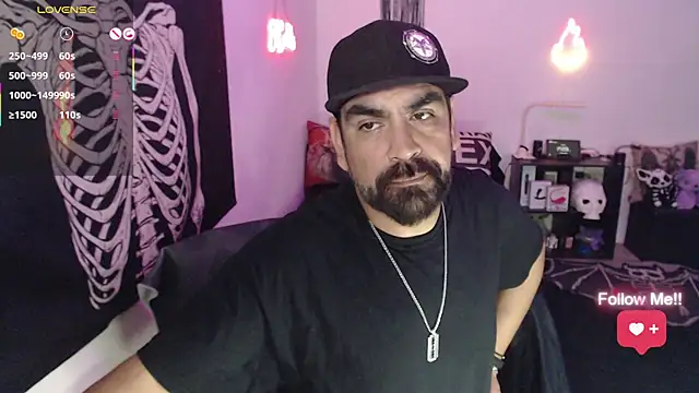 soyelcarlitos  online show from 05/08/26, 11:08