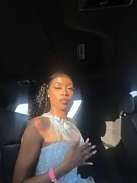 mismialove online show from 05/13/26, 11:01