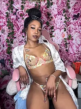 mismialove online show from 10/30/25, 07:17