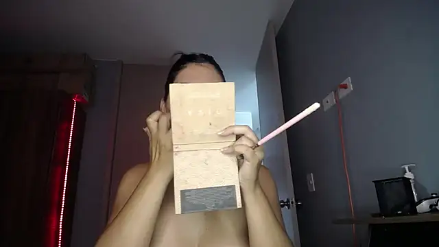 susan smith18 online show from 12/16/25, 01:15