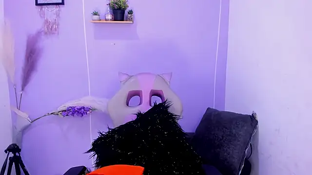 body brown online show from 04/04/26, 11:50