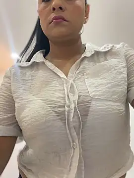 sofia xxx02 online show from 05/27/26, 12:01