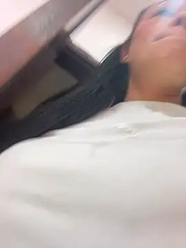 sofia xxx02 online show from 04/17/26, 11:57