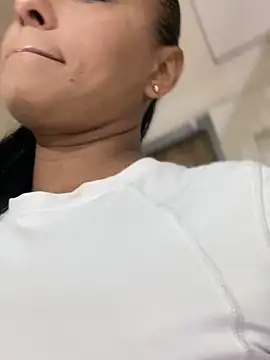 sofia xxx02 online show from 02/20/26, 11:56