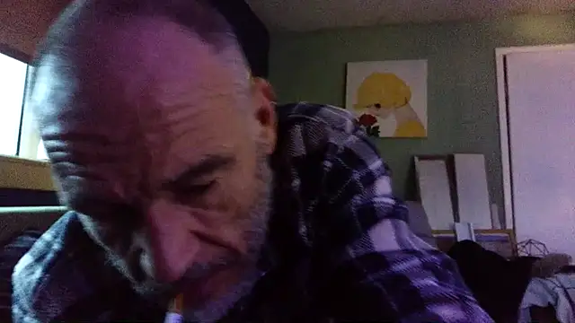 Snapshot of McPherson72 chatting on 06/18/26, 03:49 McPherson72 online show from 06/18/26, 03:49