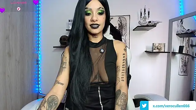 luci fer devil online show from 04/05/26, 04:13