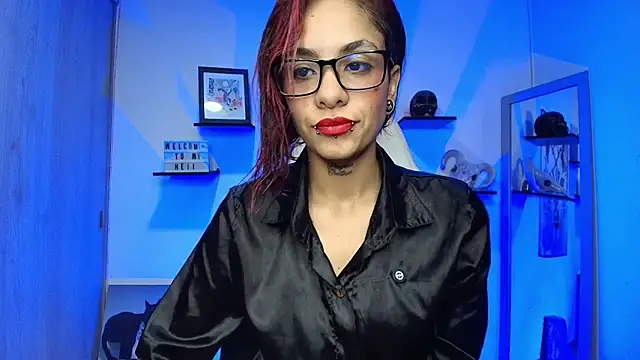 Snapshot of luci_fer_devil chatting on 07/17/26, 10:12 luci fer devil online show from 07/17/26, 10:12