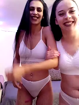 yasmine26 online show from 12/04/25, 06:07