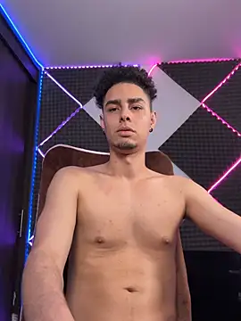 bigryann23 online show from 02/22/26, 03:20