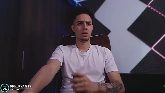 bigryann23 online show from 02/17/26, 02:47