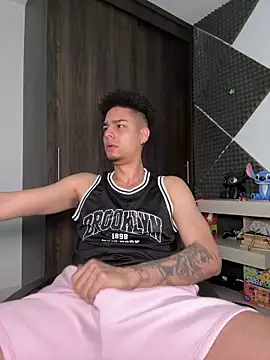 bigryann23 online show from 03/22/26, 03:57