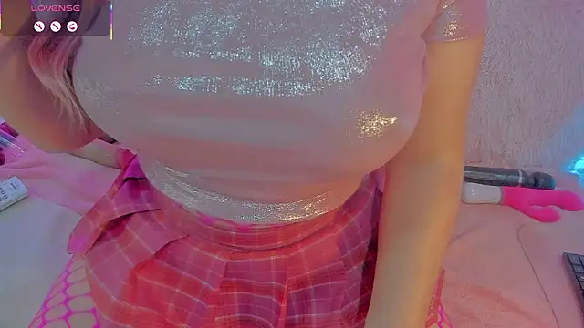 Snapshot of Blessed_Insomnia chatting on 02/23/26, 05:52 Blessed Insomnia online show from 02/23/26, 05:52