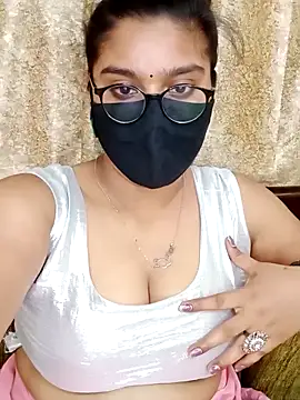Snapshot of Jasmine_jaaan chatting on 03/15/25, 12:13 Jasmine jaaan online show from 03/15/25, 12:13